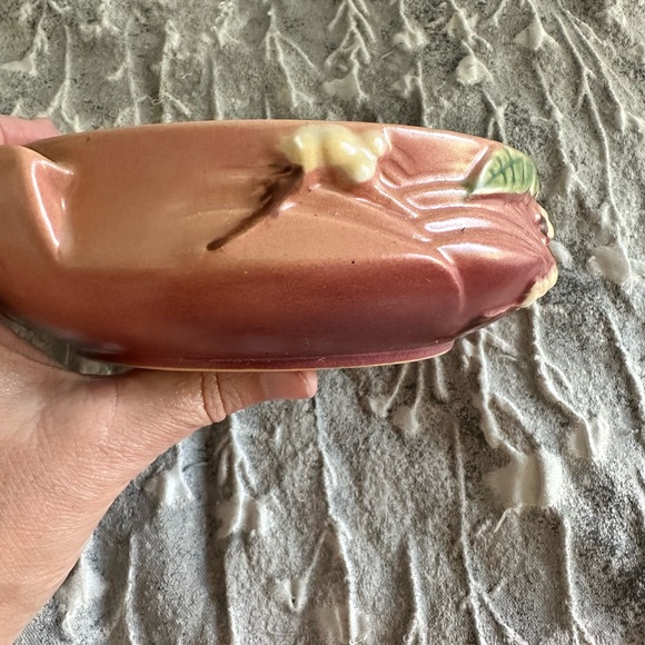 Vintage Roseville Art Pottery IBLI-6 Snowberry Rose Bowl, 7.5" Wide - Picture 4 of 8
